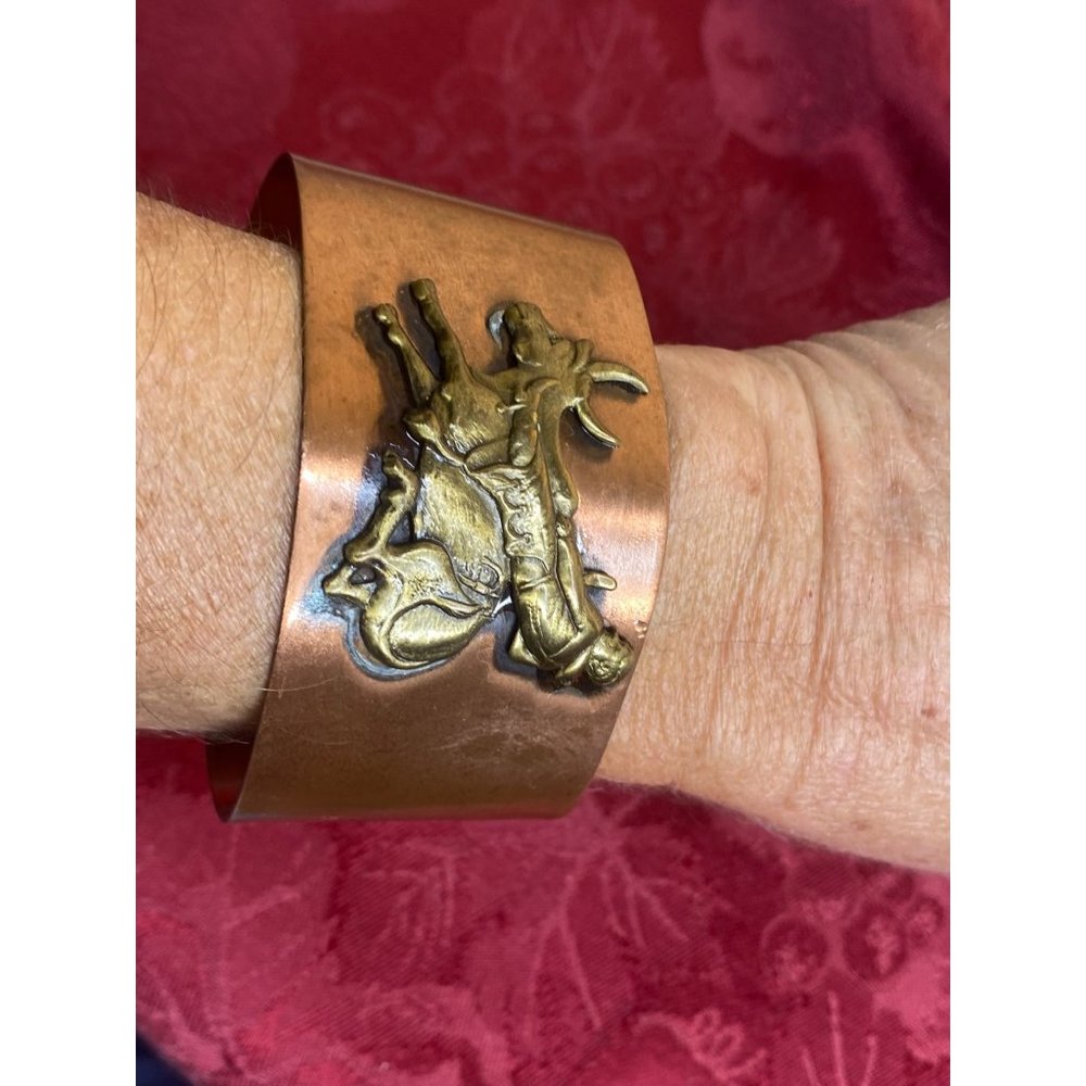 Vintage Southwestern Bucking Bronco Cowboy 3D Copper Cuff Bracelet Horse Western - Picture 7 of 9